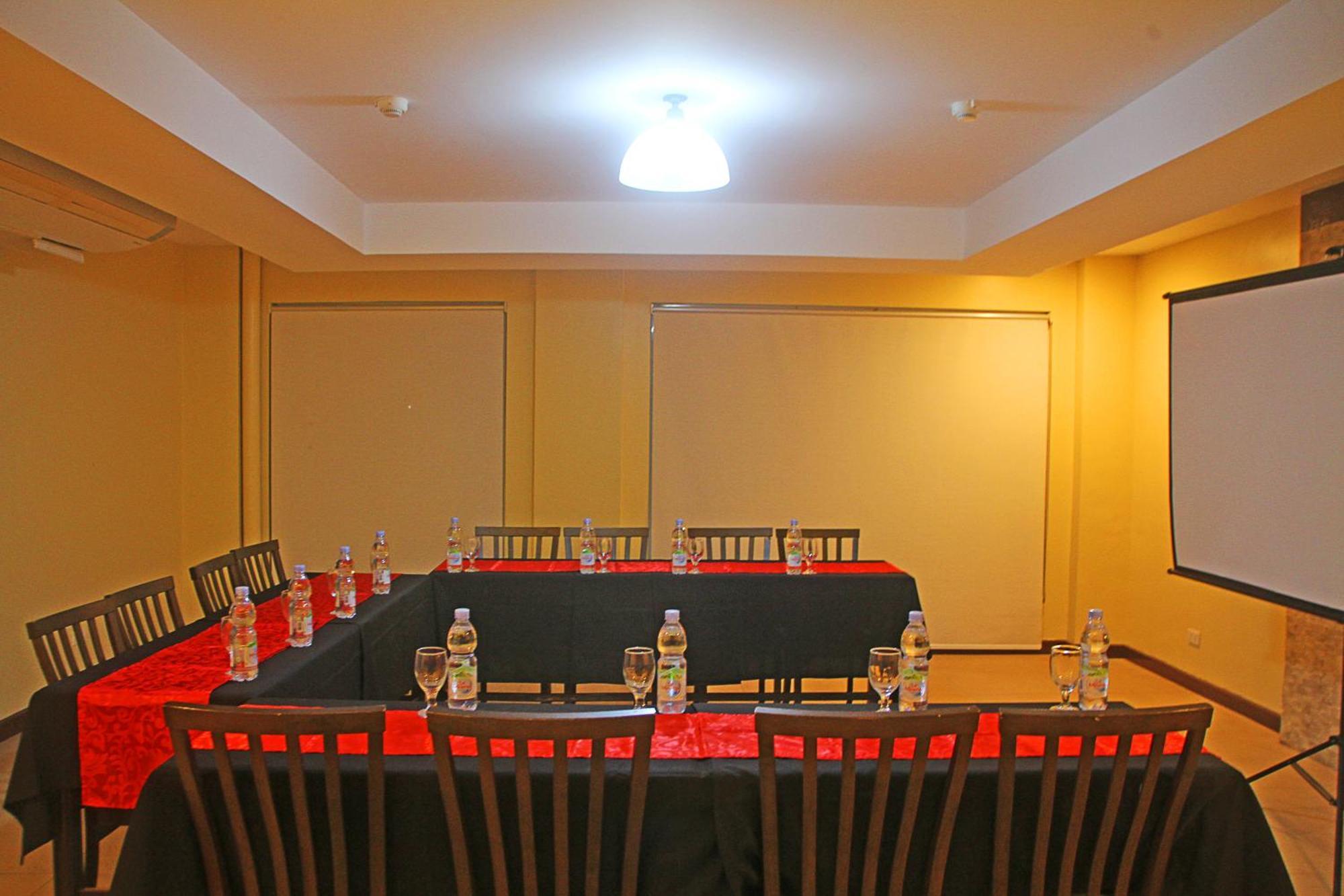 Hotel Palacio Puerto Princesa Zewnętrze zdjęcie